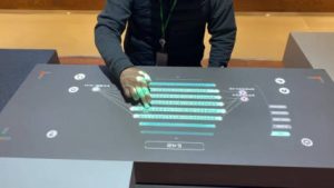 Zytronic Korean interactive table